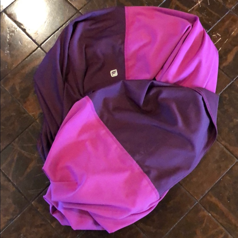 Fabletics Infinity Scarf - Picture 2 of 2